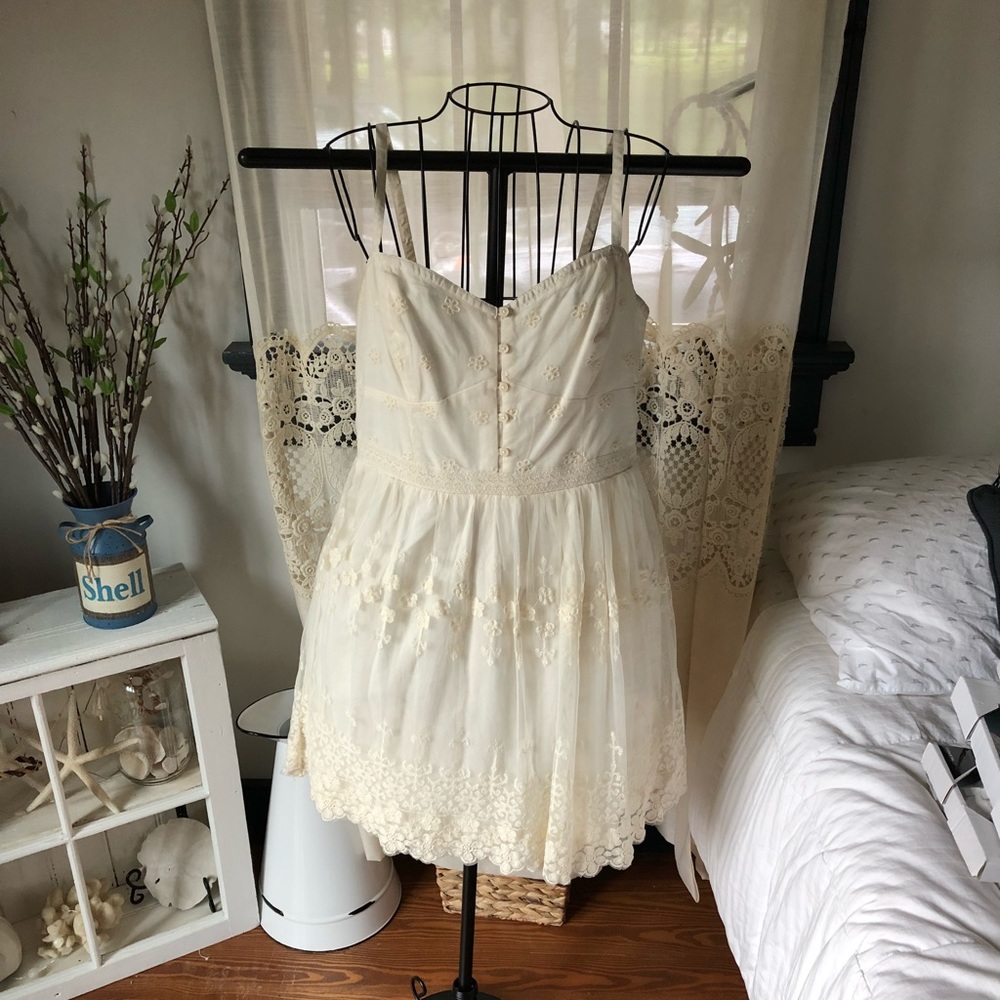 American Eagle white lace spaghetti strap dress